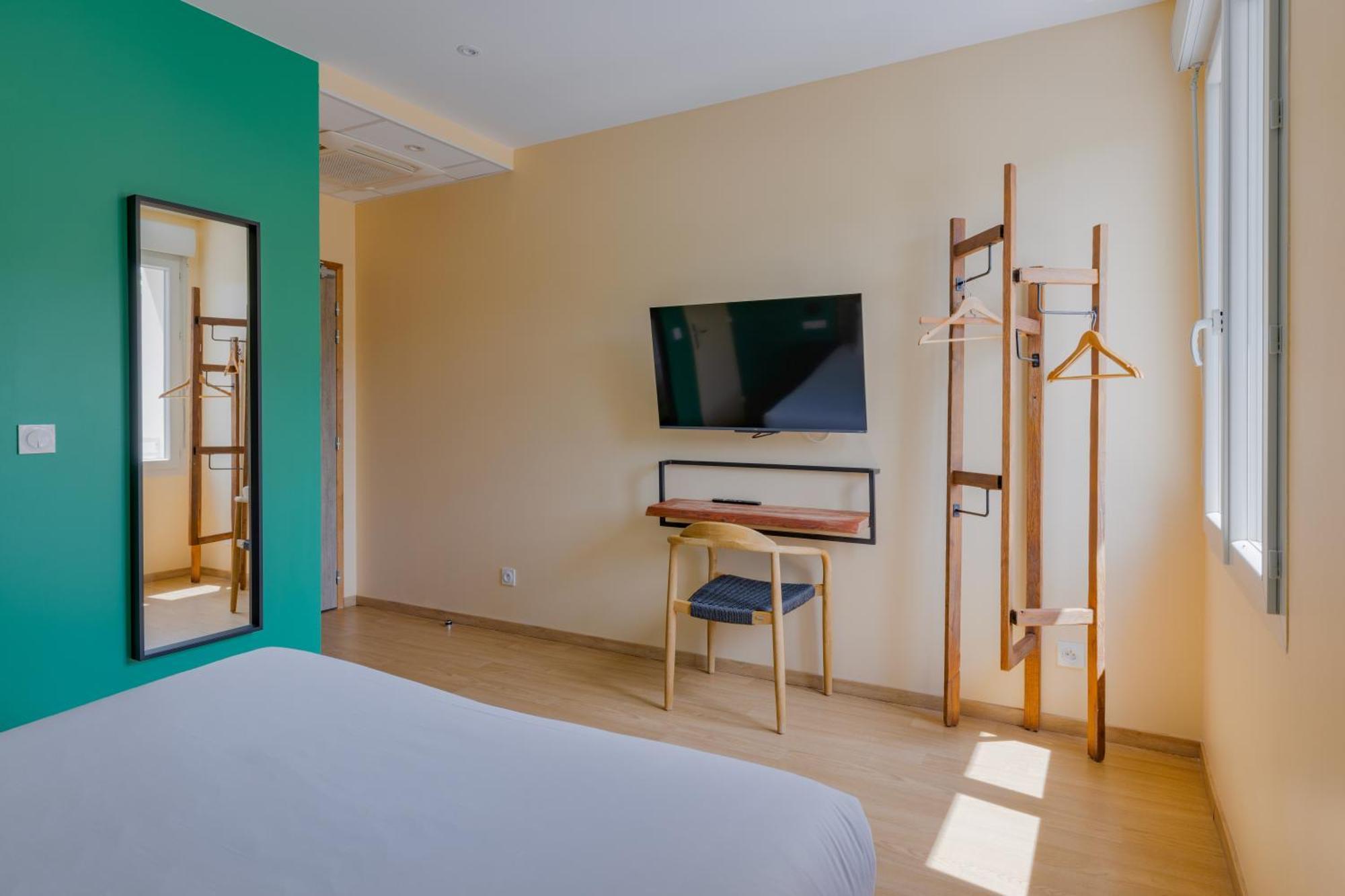 Hotel De La Tour מראה חיצוני תמונה